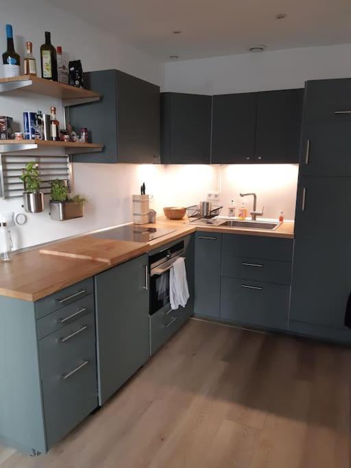 Paris: Appartement Batignolles المظهر الخارجي الصورة